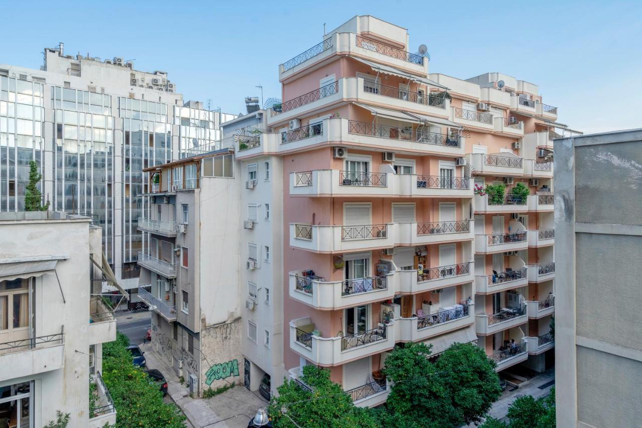 2 Bedroom Renovated Apartment With A View أثينا المظهر الخارجي الصورة
